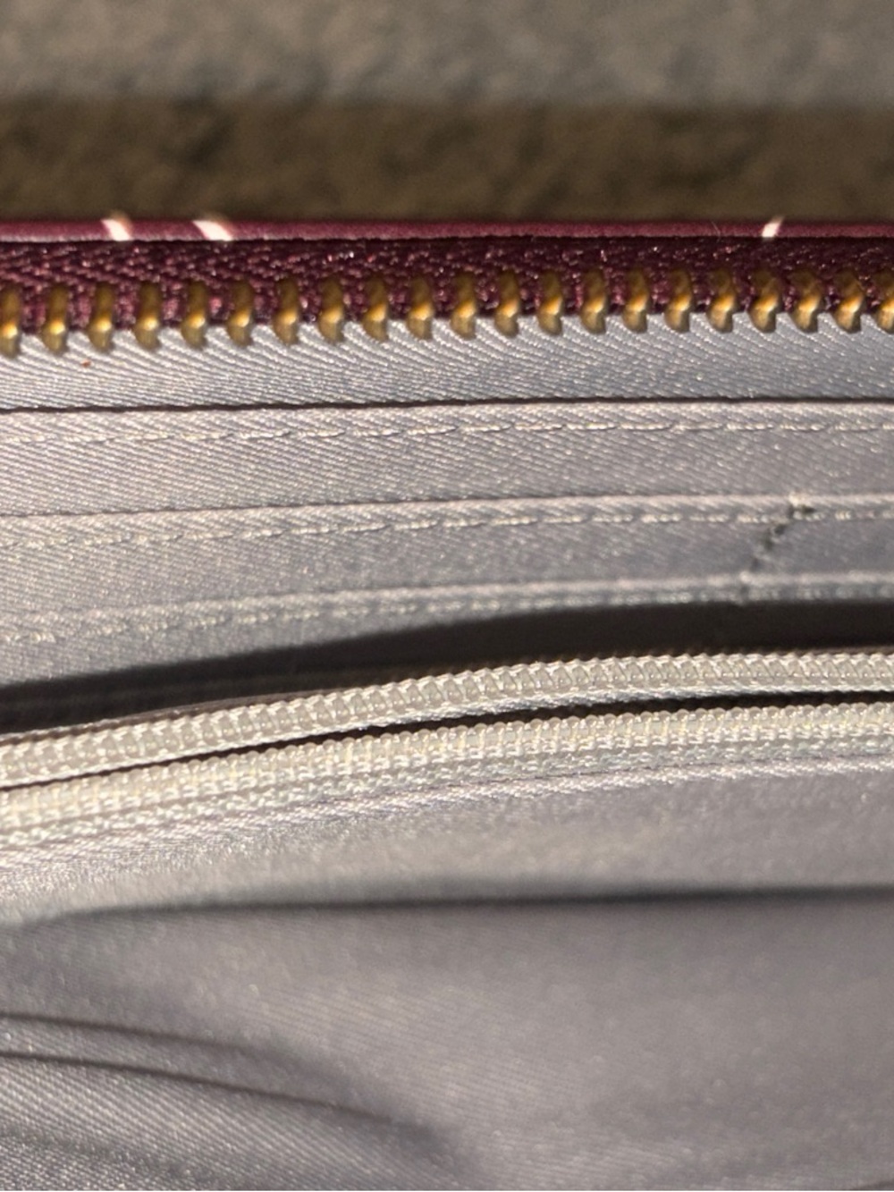 Thirty-One All About The Benjamins Wallet Burgundy - Picture 6 of 7